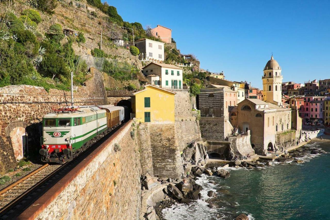 Joivy Family Flat With Little Patio, Cinque Terre Daire Vernazza Dış mekan fotoğraf